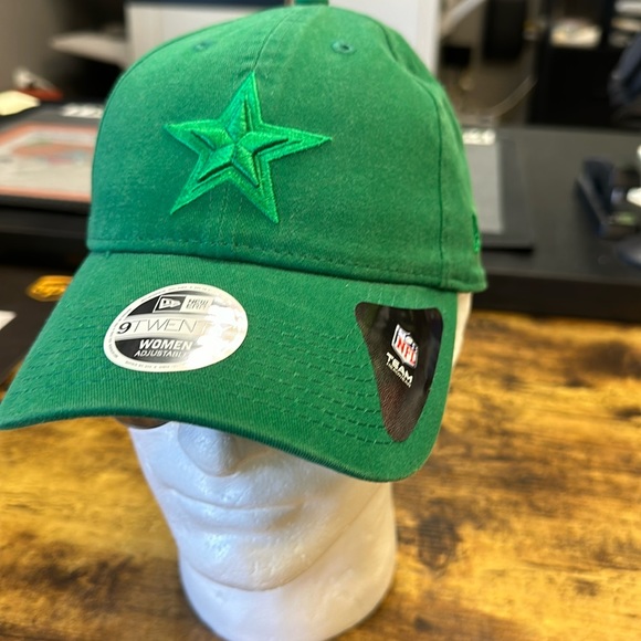 ☘️☘️Dallas Cowboys Green Luck of the Irish sparkly Hat New. ☘️☘️👏🏼 - Picture 2 of 13